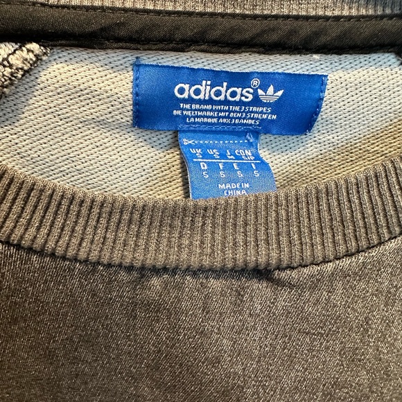 Men’s Adidas crew neck sweat shirt - Picture 3 of 3